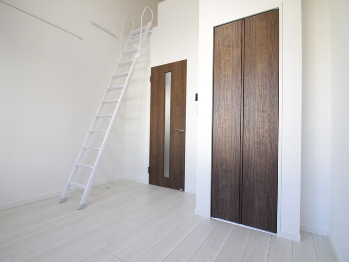 物件内観写真7　(居室)