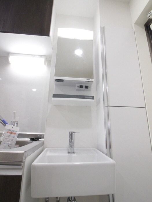 物件内観写真15　(洗面)