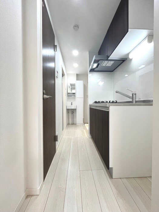 物件内観写真18　(廊下)