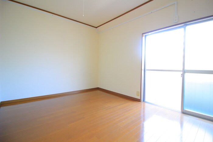 物件内観写真15　(居室)