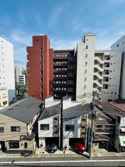 物件内観写真21　(室内からの展望)