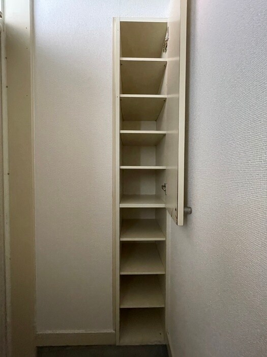 物件内観写真16　(収納)