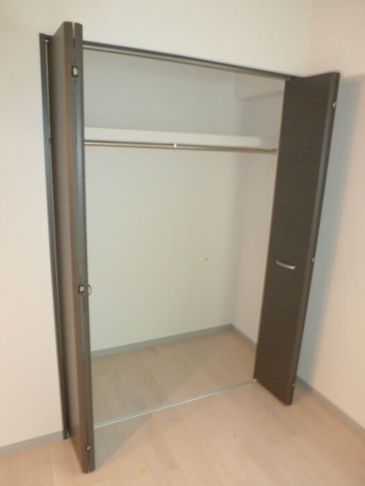 物件内観写真11　(収納)