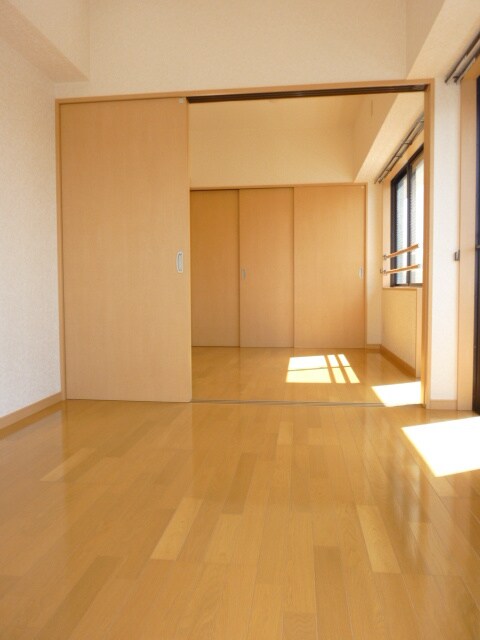 物件内観写真7　(居室)