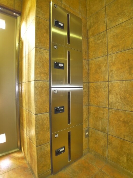 物件外観写真4　(建物設備)