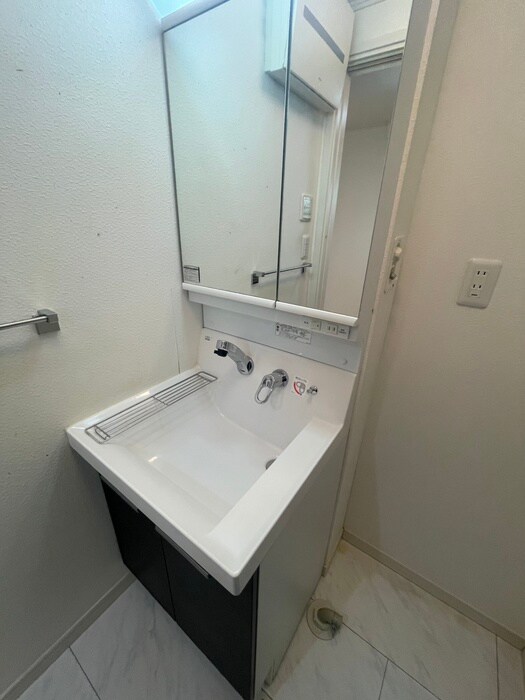 物件内観写真13　(洗面)