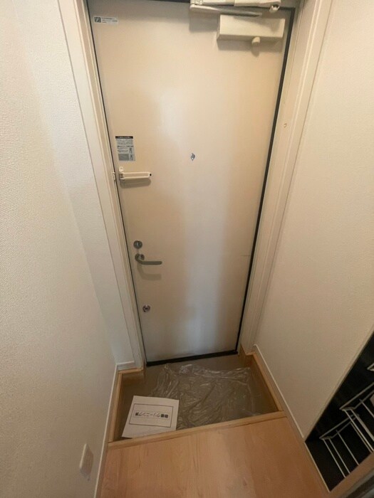 物件内観写真18　(玄関)