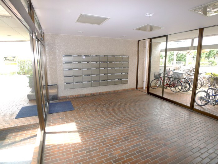 物件外観写真4　(建物設備)