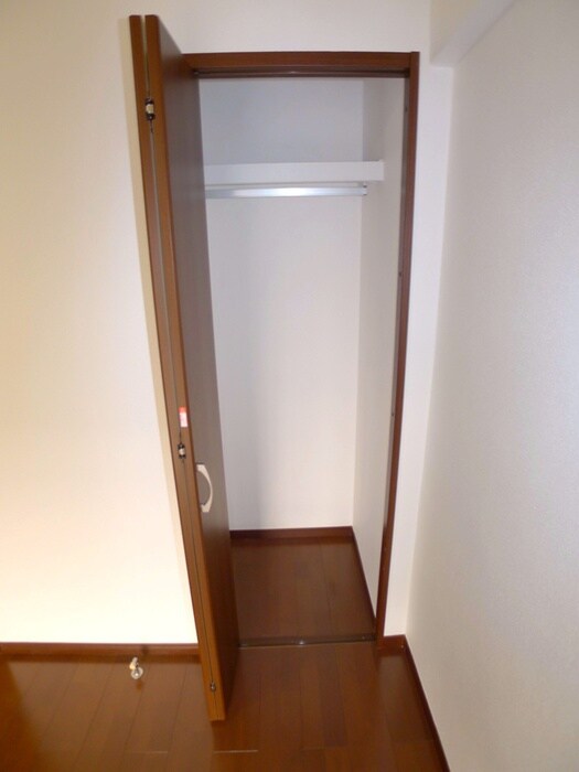 物件内観写真11　(収納)
