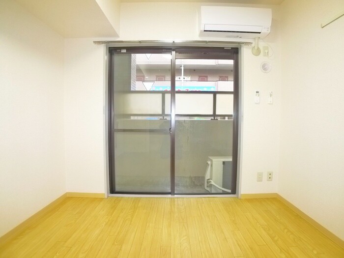 物件内観写真5　(居室)