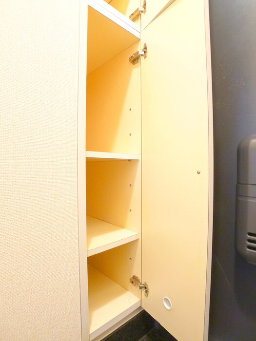 物件内観写真13　(靴箱)