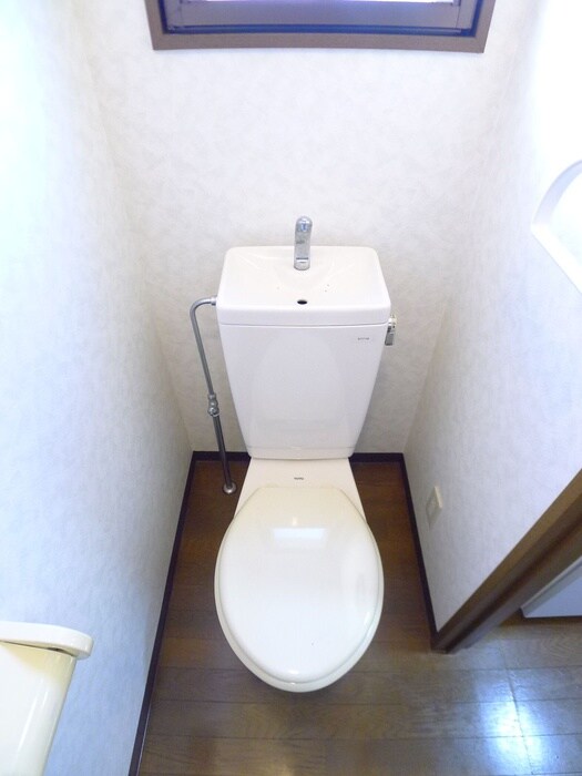 物件内観写真14　(トイレ)