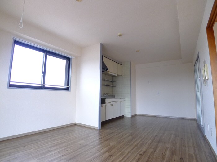 物件内観写真8　(居室)