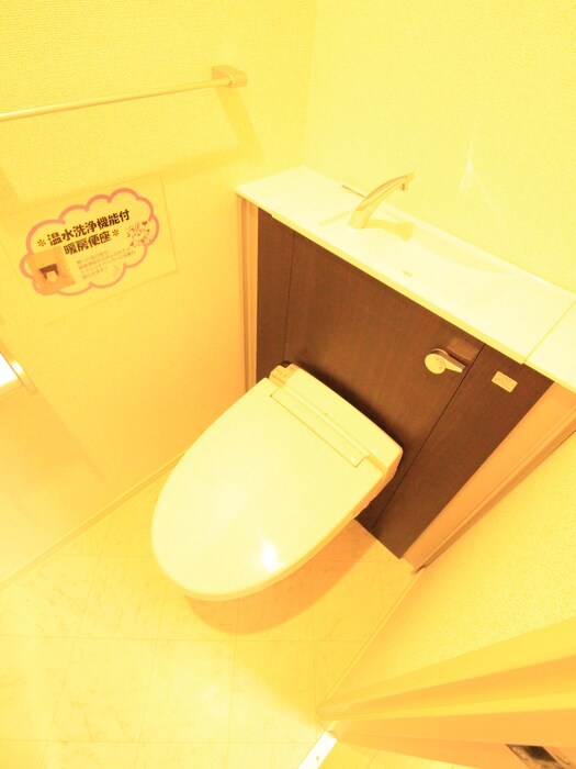 物件内観写真10　(トイレ)