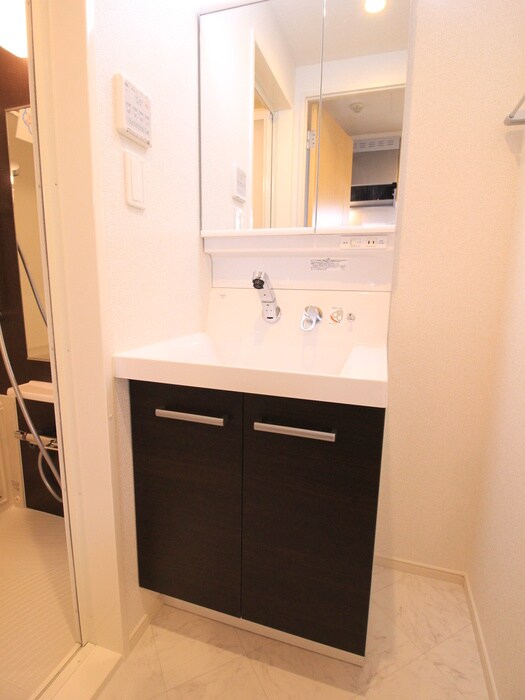 物件内観写真11　(洗面)