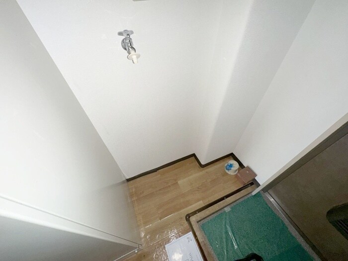 物件内観写真13　(洗濯機置場)