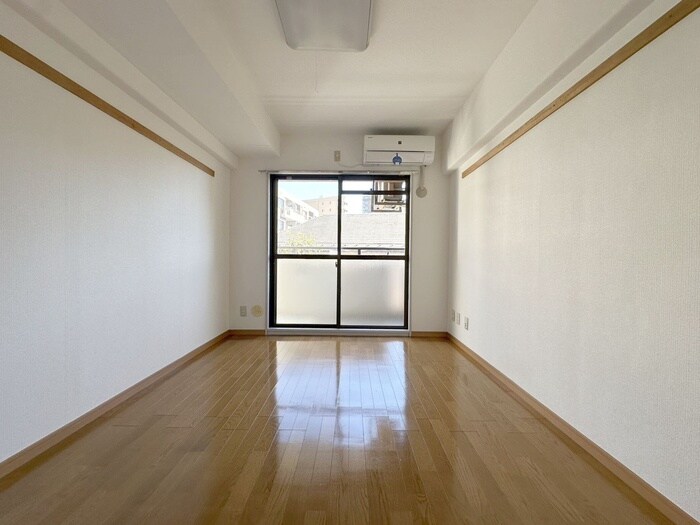 物件内観写真18　(居室)