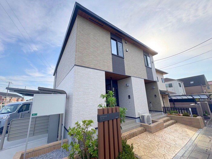 物件外観写真1　(外観写真)