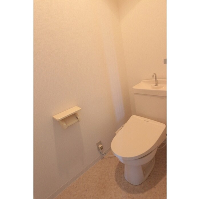 物件内観写真10　(トイレ)