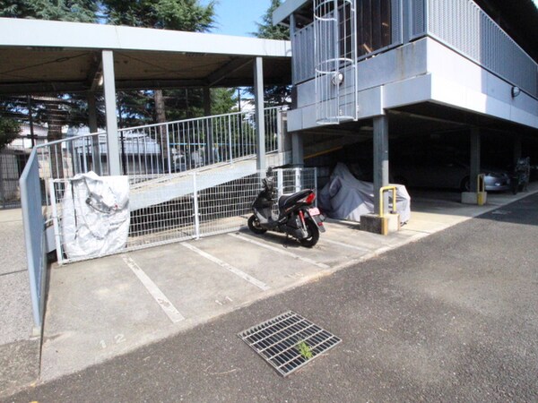 バイク置き場