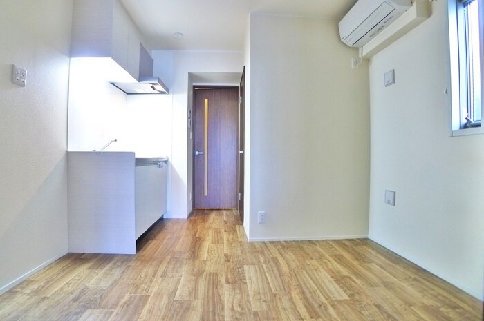 物件内観写真10　(居室)