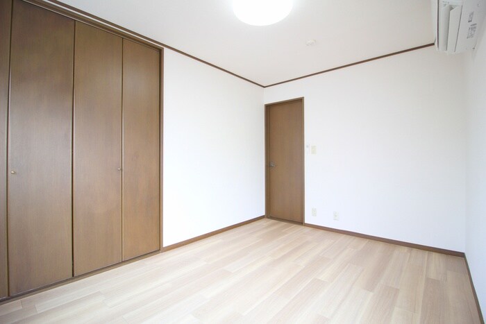 物件内観写真9　(内観写真)