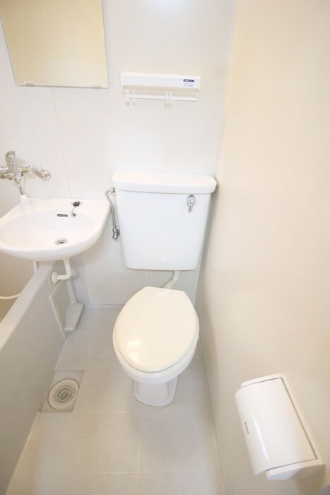 物件内観写真14　(トイレ)