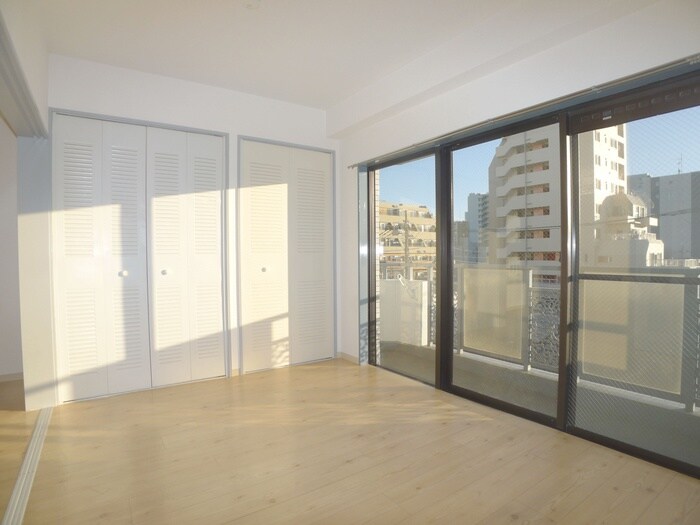 物件内観写真10　(居室)