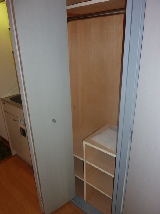 物件内観写真15　(収納)