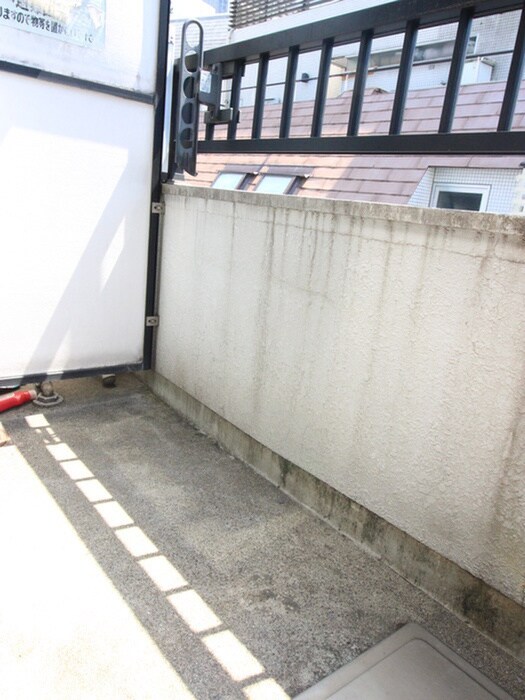 物件内観写真18　(室内からの展望)