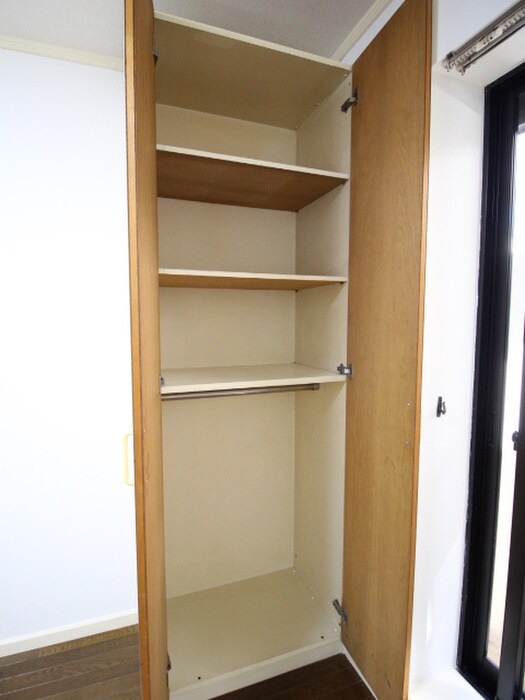 物件内観写真16　(収納)