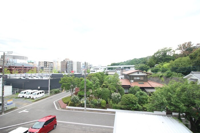 物件内観写真22　(室内からの展望)