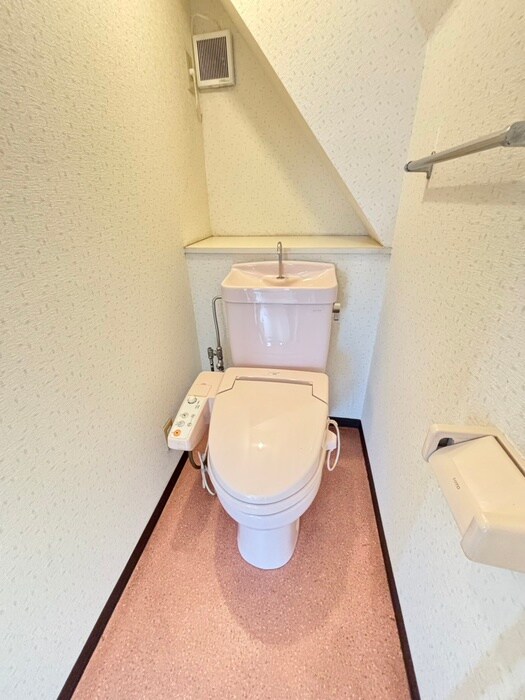 物件内観写真11　(トイレ)