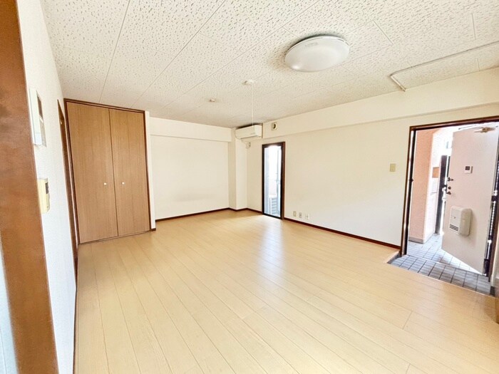 物件内観写真18　(居室)