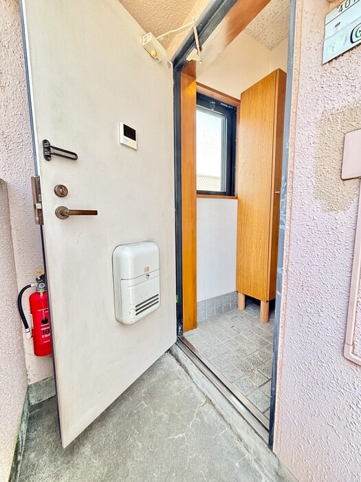 物件内観写真20　(玄関)