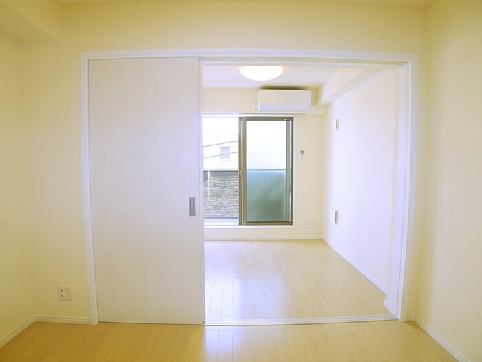 物件内観写真18　(居室)