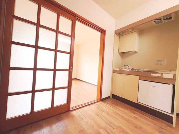 物件内観写真8　(廊下)