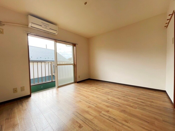 物件内観写真11　(居室)