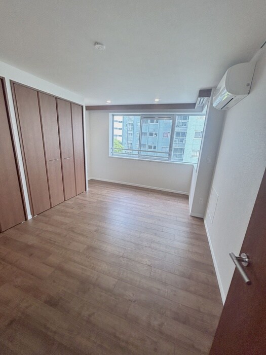 物件内観写真11　(居室)