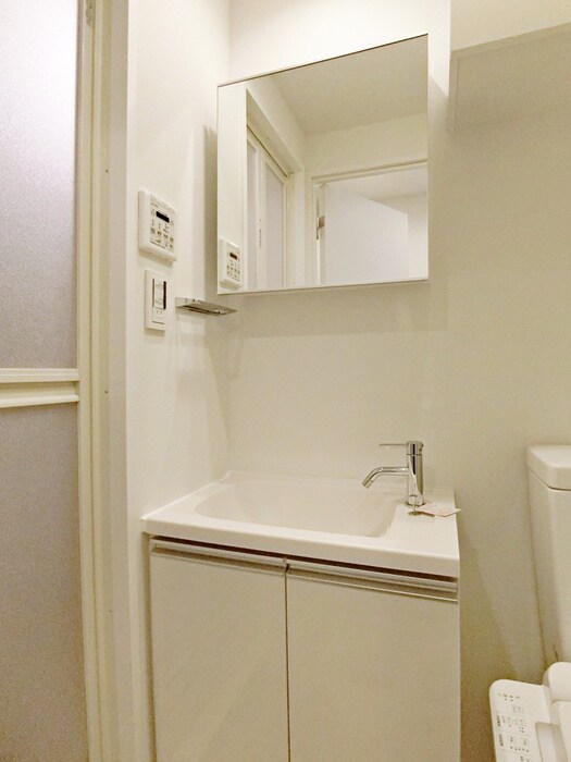 物件内観写真11　(洗面)