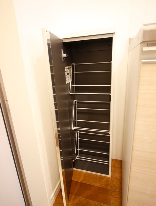 物件内観写真18　(靴箱)