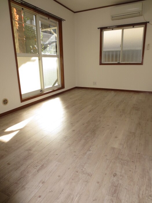 物件内観写真16　(居室)