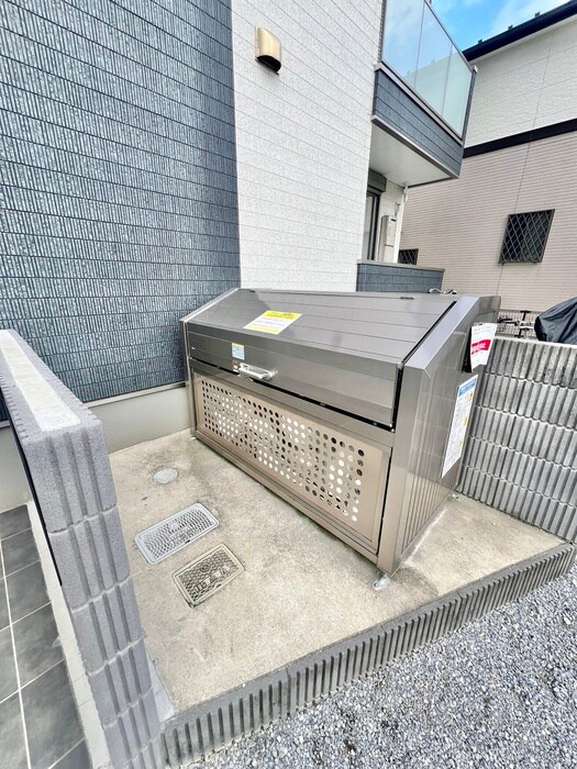 物件外観写真4　(建物設備)