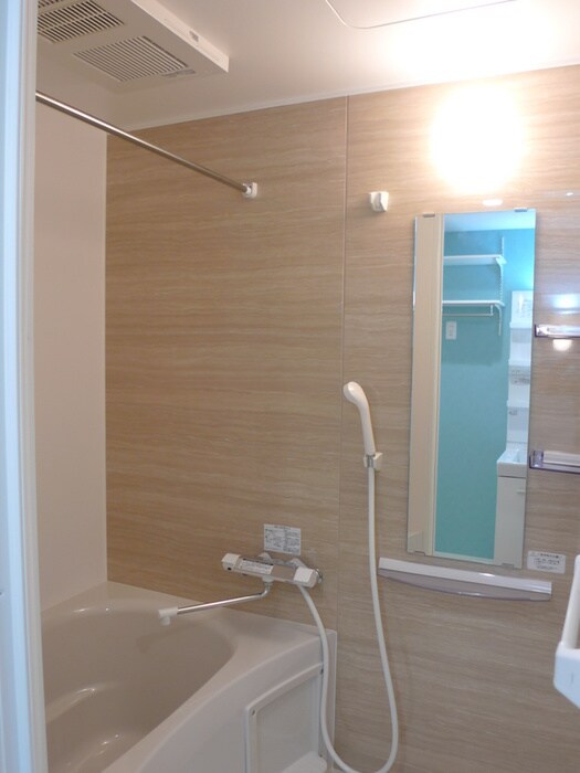 物件内観写真12　(バス／シャワールーム等)