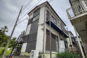 日の出コーポ外観写真