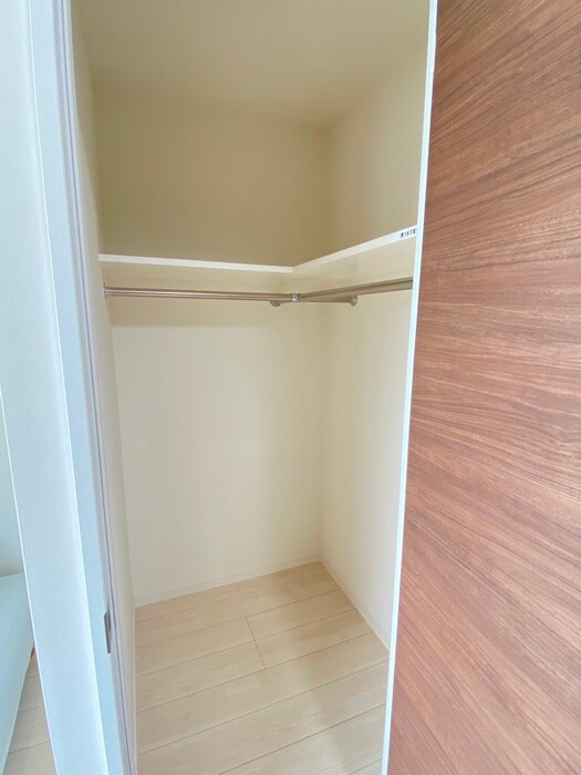 物件内観写真10　(収納)