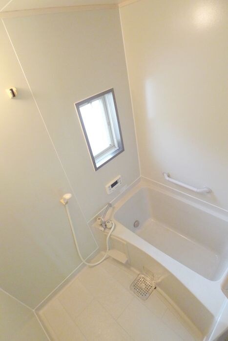 物件内観写真12　(バス／シャワールーム等)