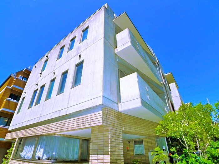 ブラン・ルミエ－ルの物件外観写真