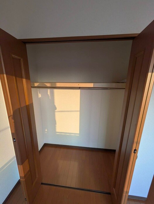 物件内観写真10　(収納)