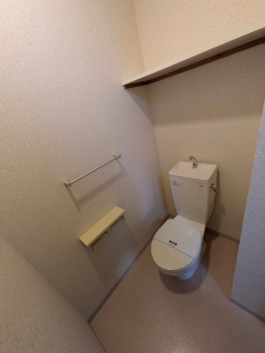 物件内観写真17　(トイレ)